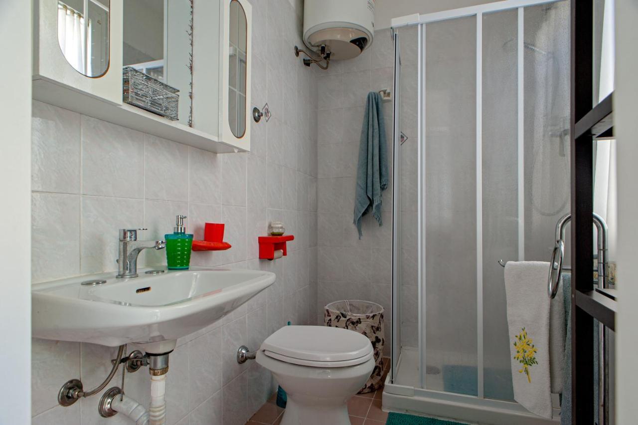 Casina Di Alo E Ala Lägenhet Livorno Exteriör bild